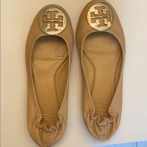 Tory Burch flat